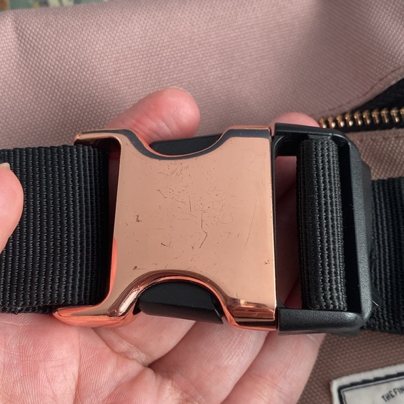 Herschel hip pack - Picture 4 of 4